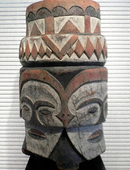 75: Large Wood Container